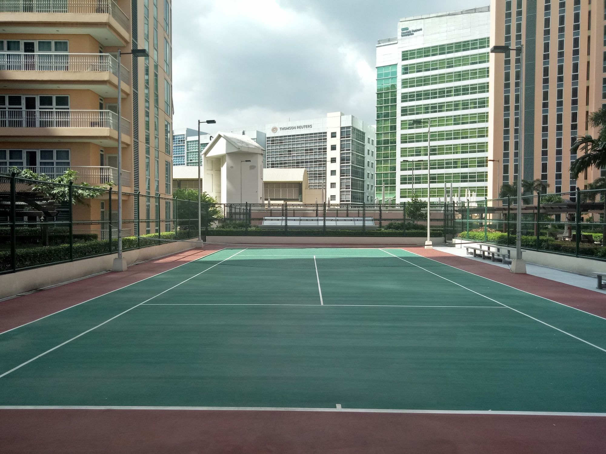 Venice Mckinley Hill Taguig Bgc Экстерьер фото