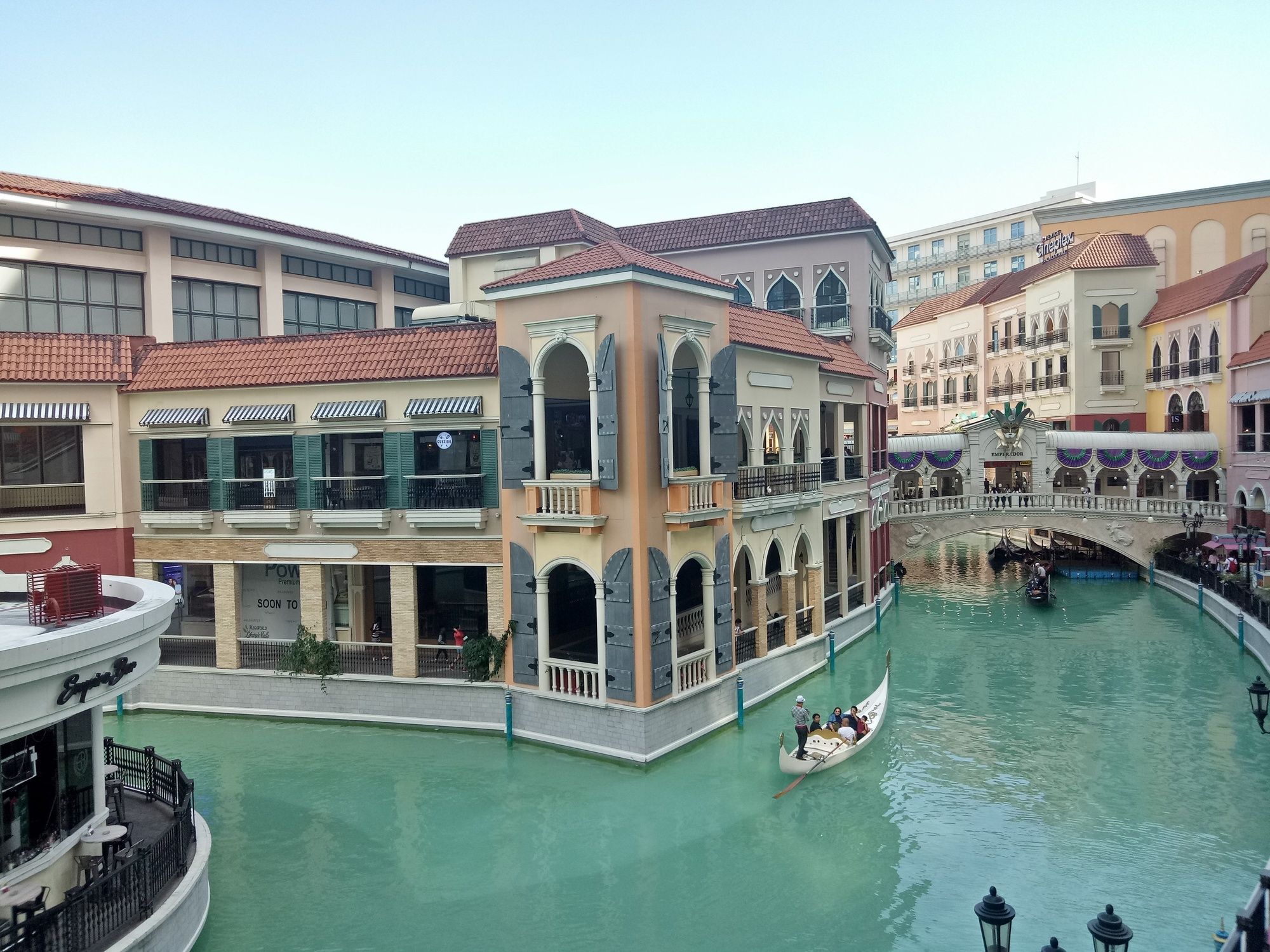 Venice Mckinley Hill Taguig Bgc Экстерьер фото